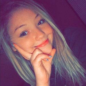 Meet your Posher, Ivy